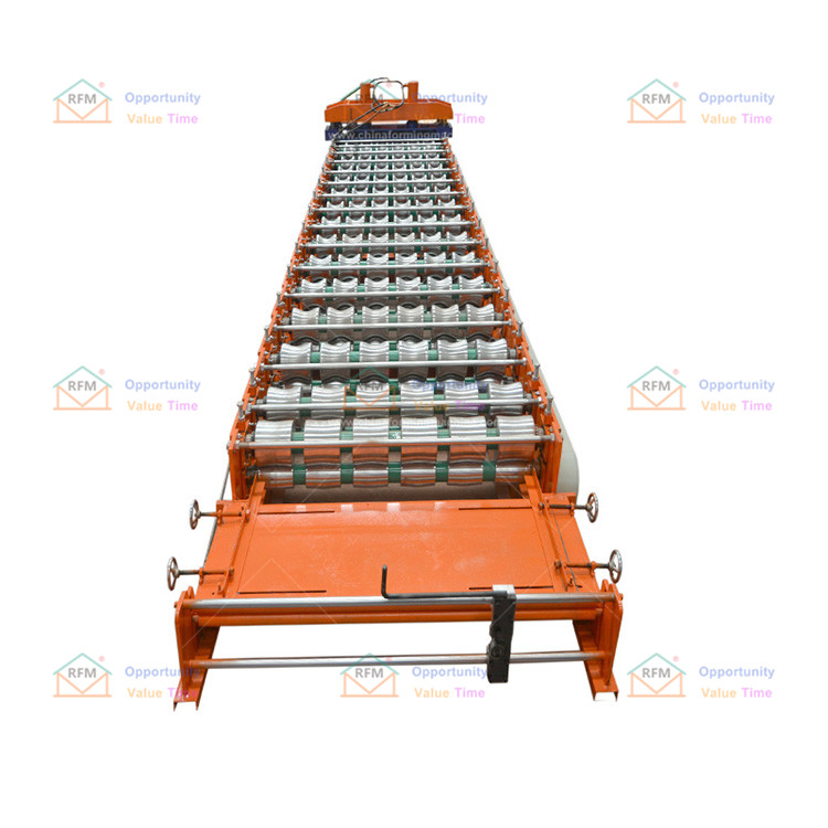 short construction period of glazed tile roll forming machine