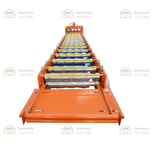 Precision and flatness customized steel glazed roof tile roll forming machine