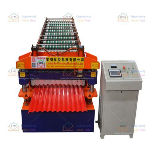 Rainproof corrugated wall panel roll forming machine